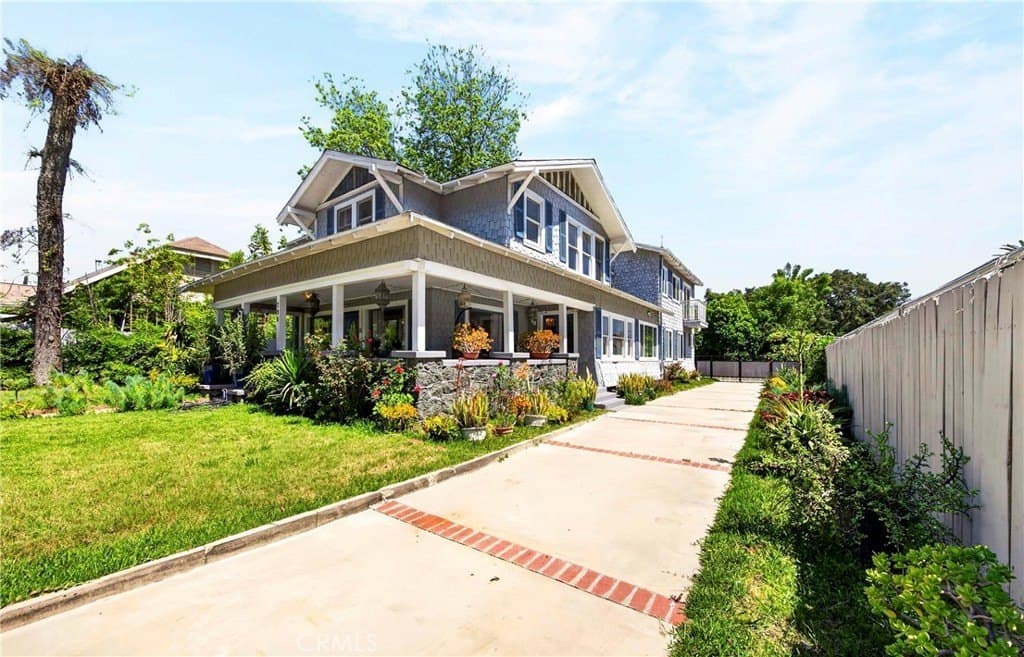 790 N El Molino Ave · Pasadena